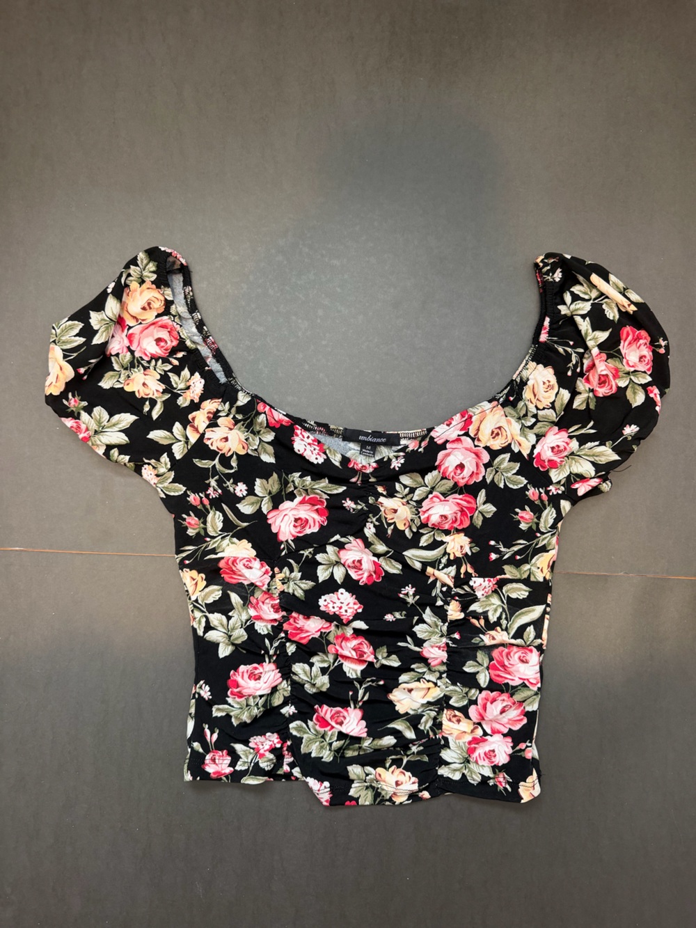 Ambiance Women’s Floral Rose Crop Top Shirt Size Medium Pre-owned READ